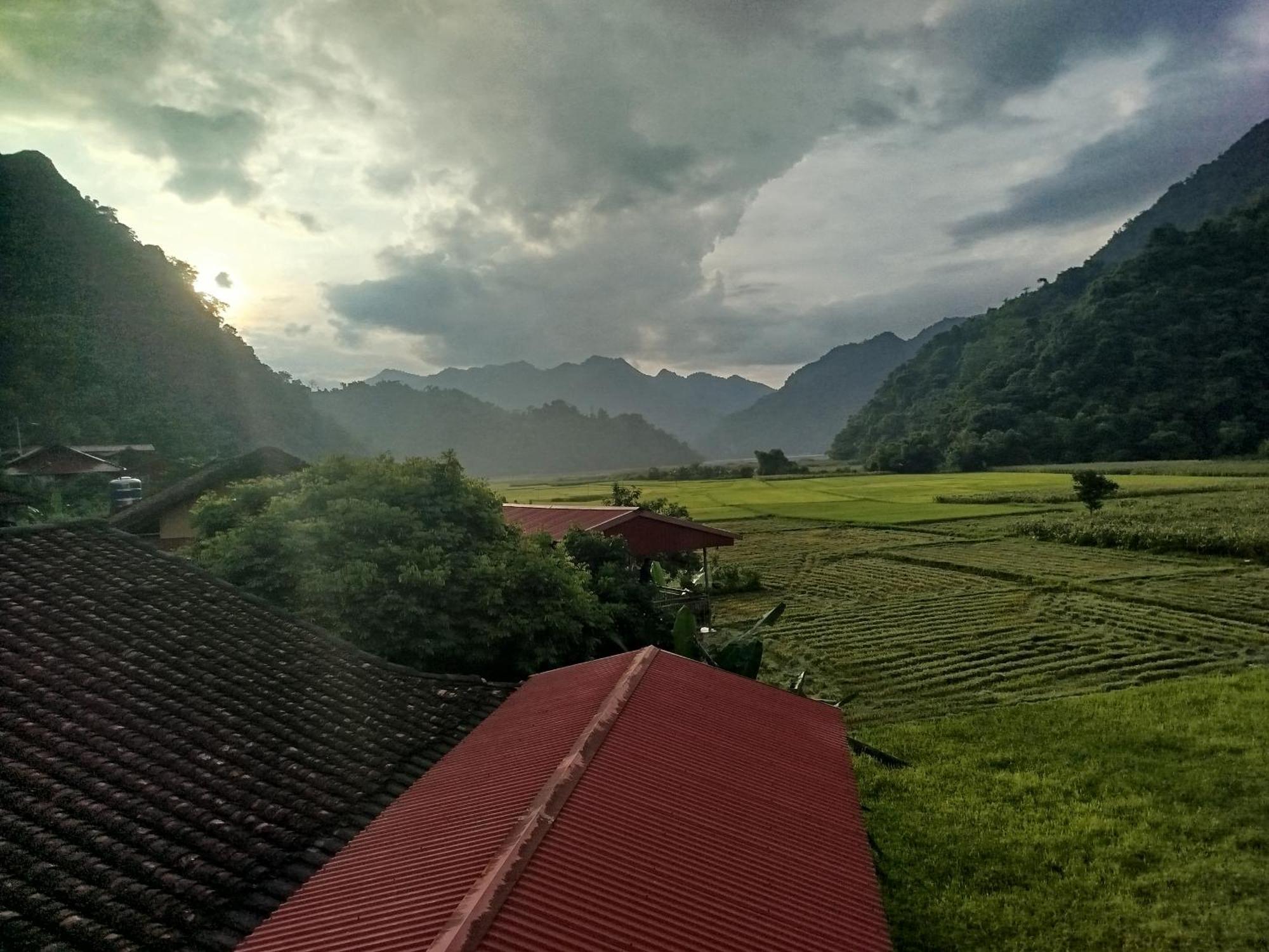Tran Xuan Homestay Ba Be Екстериор снимка