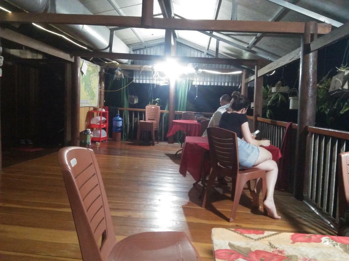 Tran Xuan Homestay Ba Be Екстериор снимка